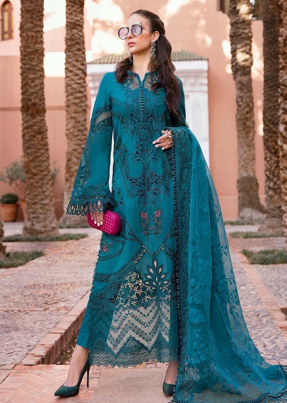 UK’s Favorite Online Store for Pakistani Suits UK’s Favorite Online Store for Pakistani Suits